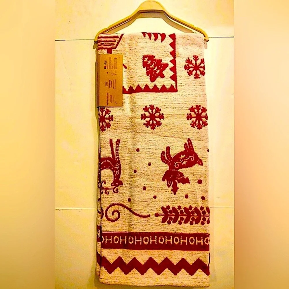 MADE IN PORTUGAL Reversible Holiday Blanket Throw -Reindeer/Snowflakes
